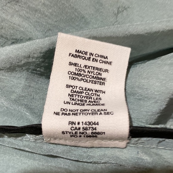 Spring rain Parka - Picture 8 of 8